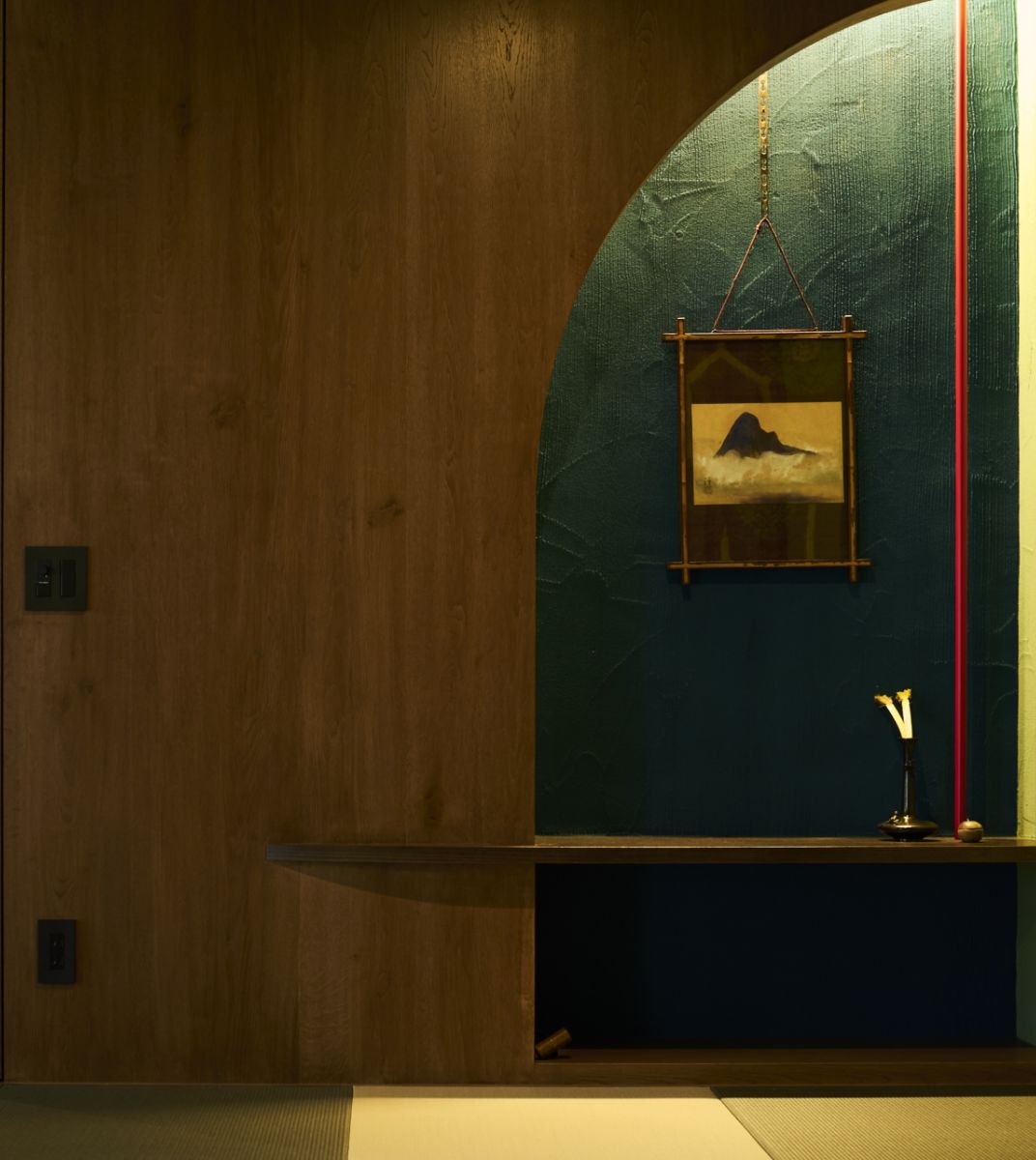 A detail by Junzo Sakakura.